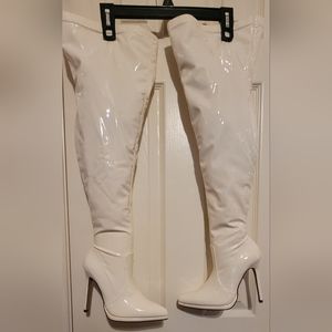 NWT!FREE SHIPPING!Womens, bone white, Patton leather, stilleto thigh high boots!